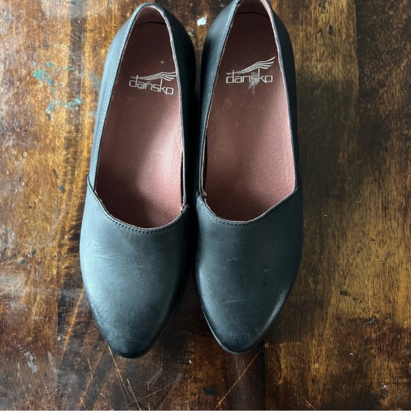 Dansko Shanda Luggage Wedge Leather Slip-On Shoes – Black, Size EU 37 (US 6.5–7) - Picture 3 of 5